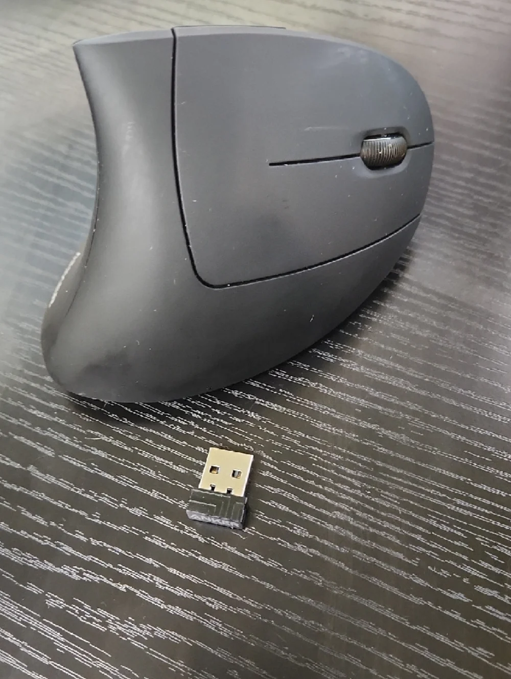 Anker Vertical Ergonomic Mouse in Black